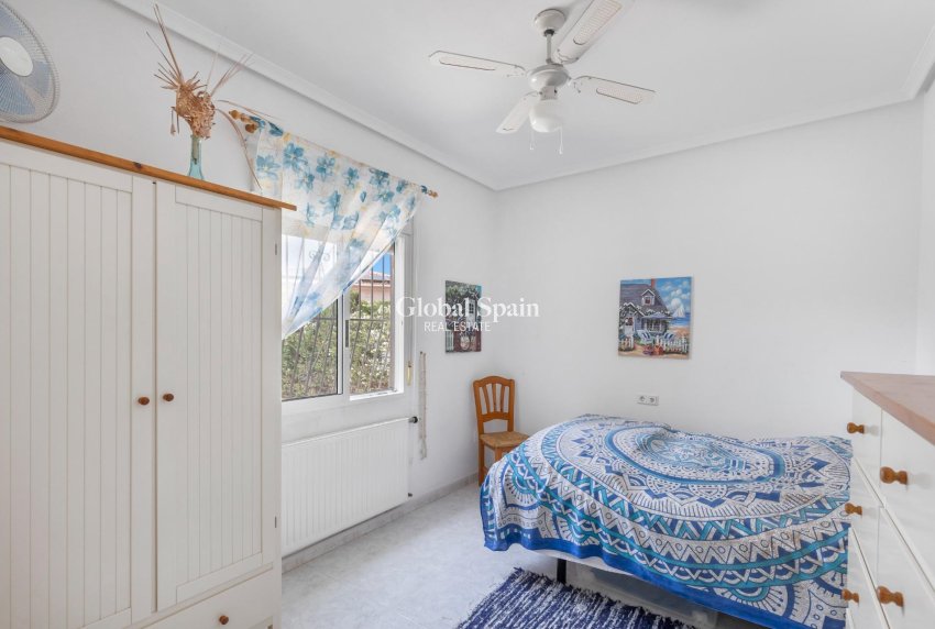 Resale - VILLA -
SAN FULGENCIO - Urb. La Marina