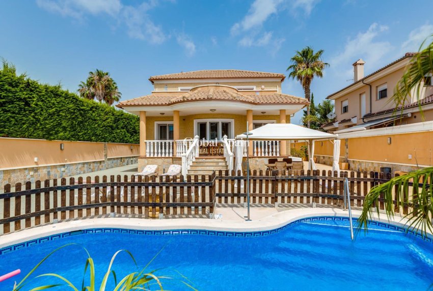 Resale - VILLA -
SAN JAVIER - Costa Calida