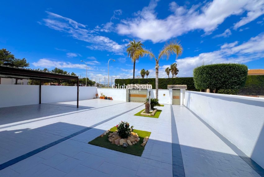 Resale - VILLA -
SAN JAVIER - Costa Calida