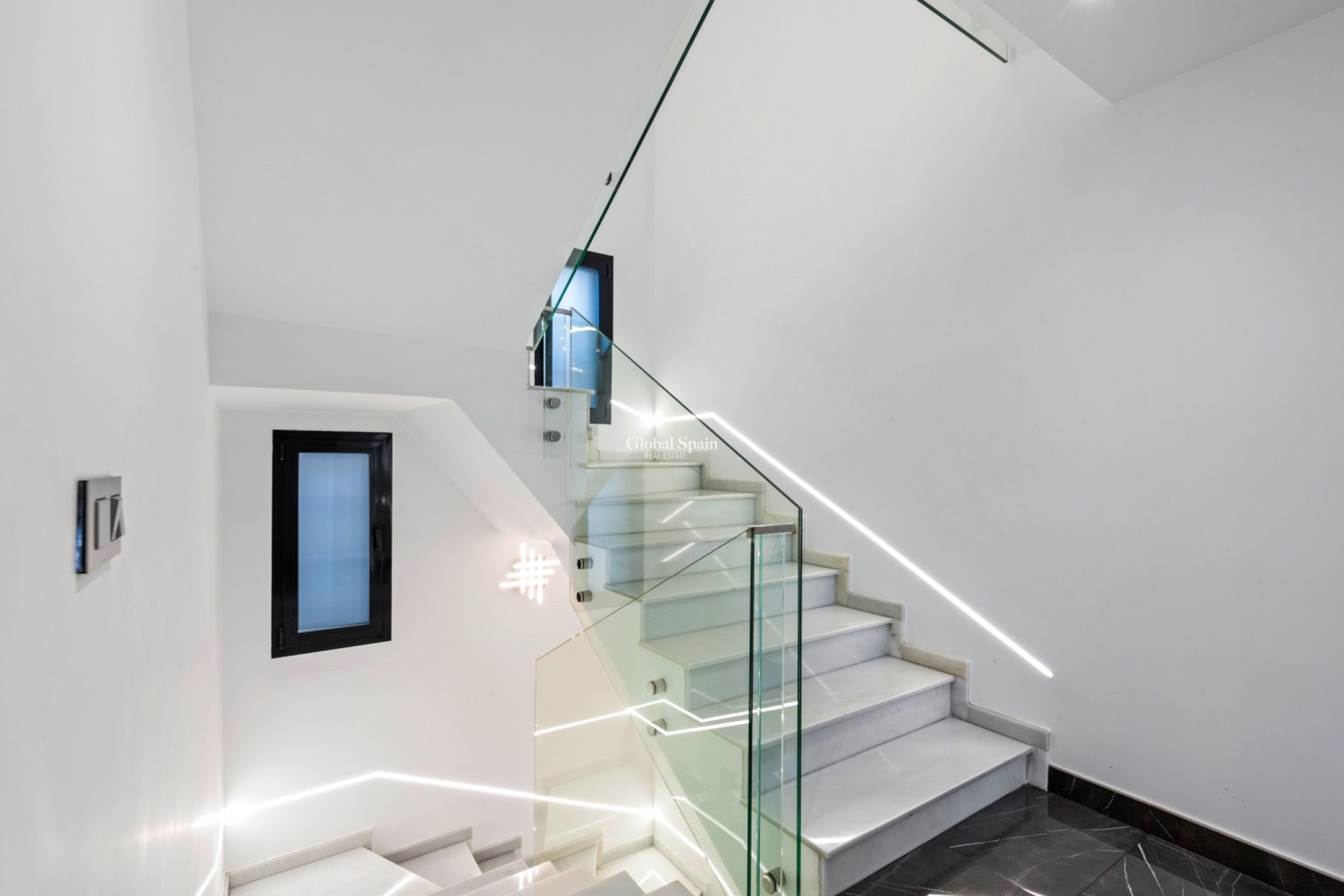 Resale - Villa -
SAN JUAN DE ALICANTE - Frank Espinós