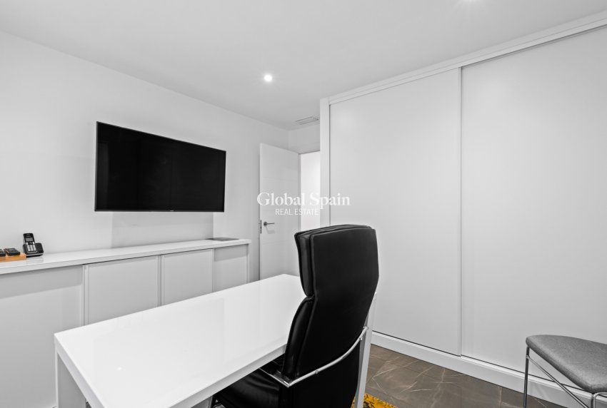 Resale - Villa -
SAN JUAN DE ALICANTE - Frank Espinós