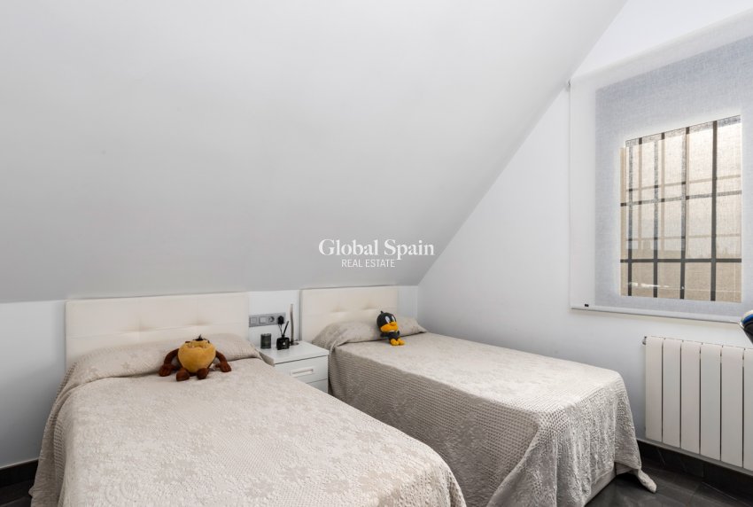 Resale - Villa -
SAN JUAN DE ALICANTE - Frank Espinós