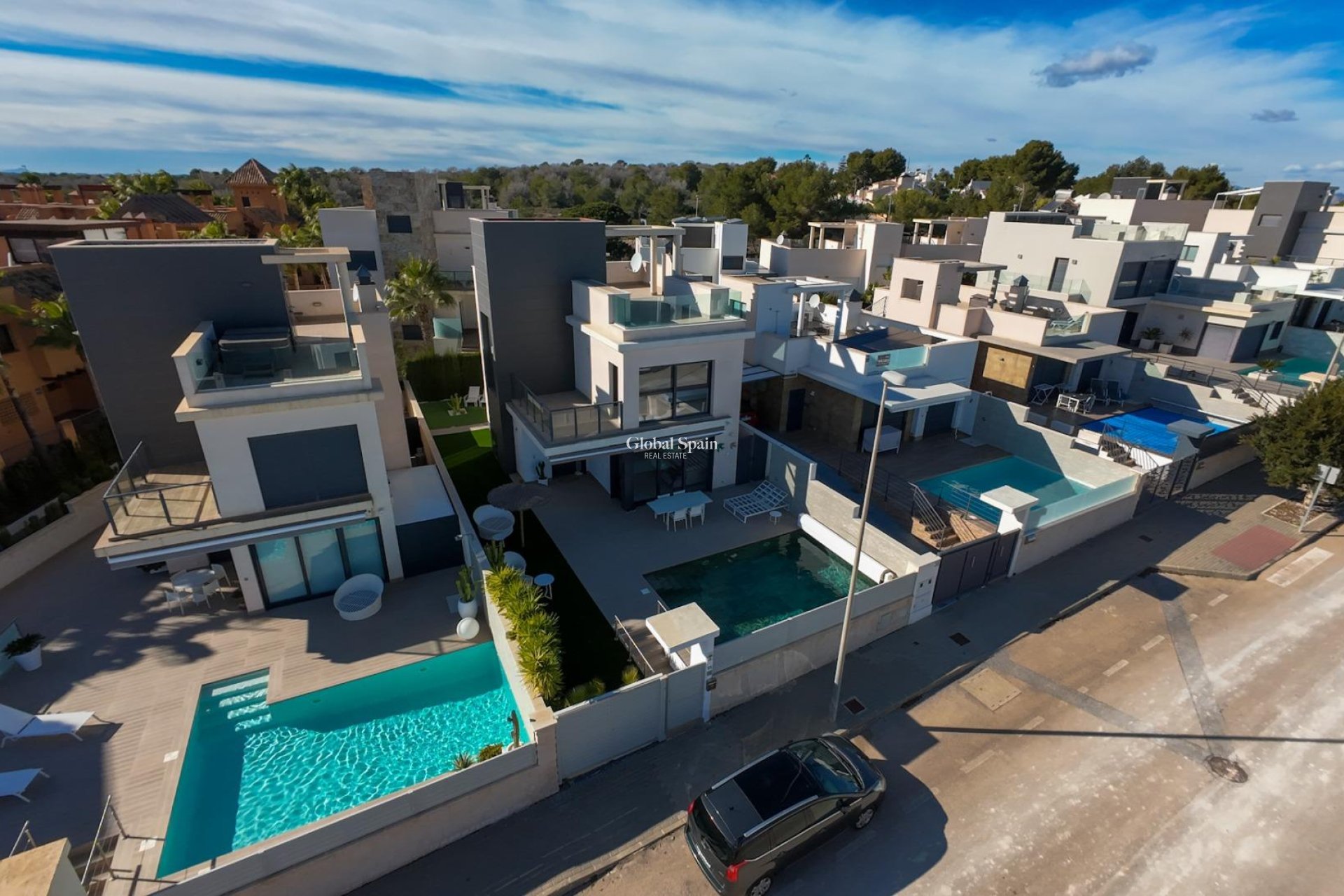 Resale - VILLA -
SAN MIGUEL DE SALINAS - Bellavista