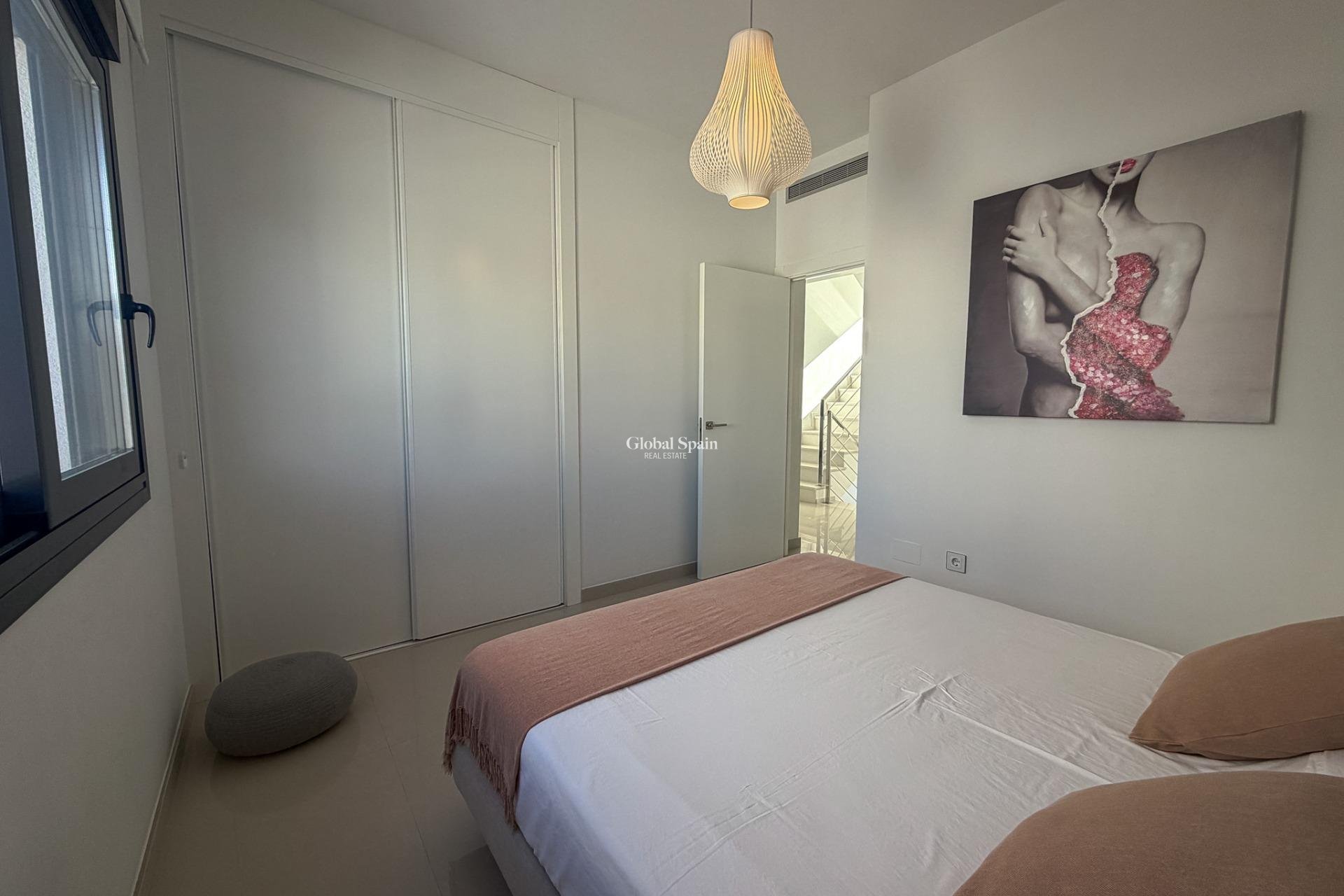 Resale - VILLA -
SAN MIGUEL DE SALINAS - Bellavista