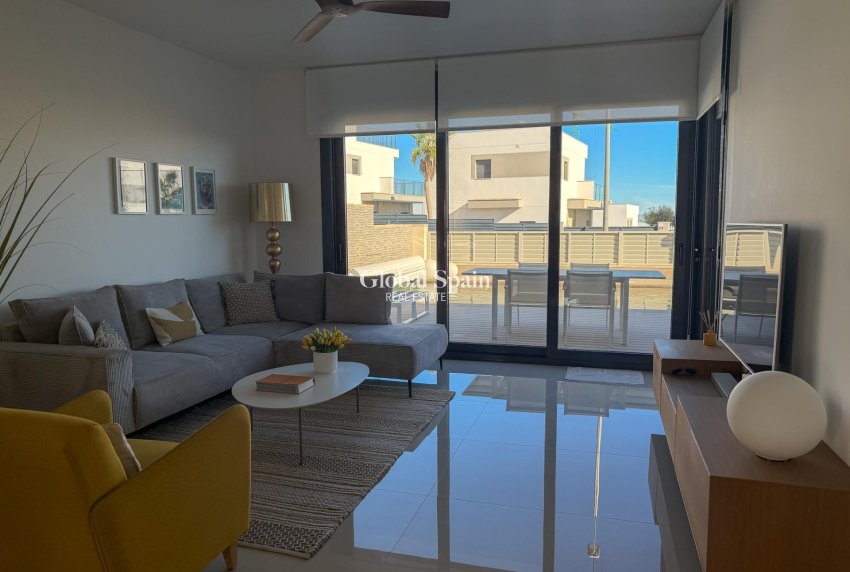 Resale - VILLA -
SAN MIGUEL DE SALINAS - Bellavista