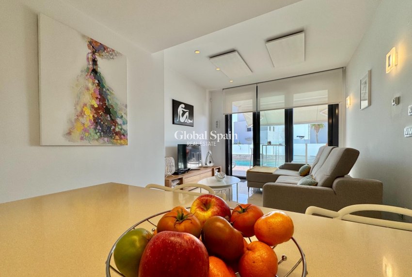 Resale - VILLA -
SAN MIGUEL DE SALINAS - Bellavista