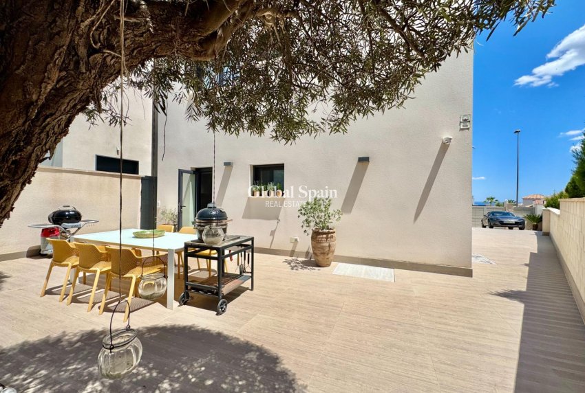 Resale - VILLA -
SAN MIGUEL DE SALINAS - Bellavista
