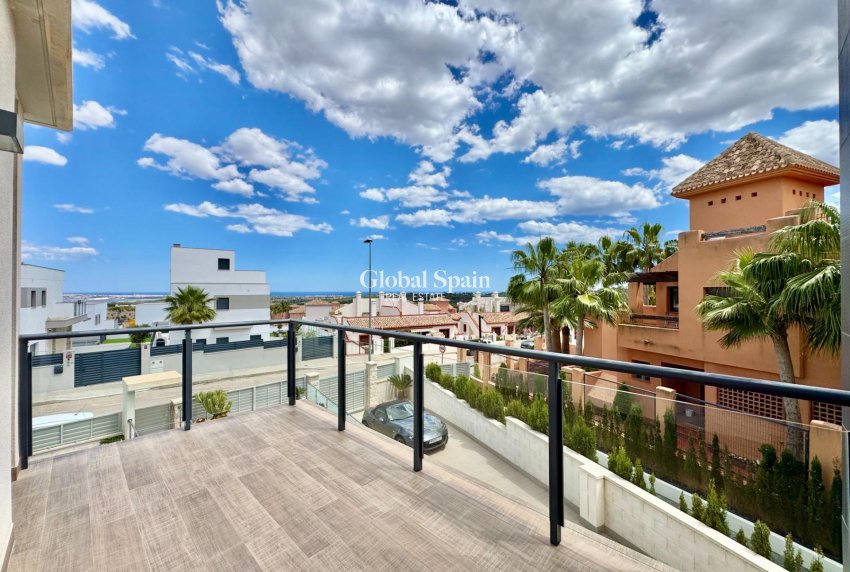 Resale - VILLA -
SAN MIGUEL DE SALINAS - Bellavista