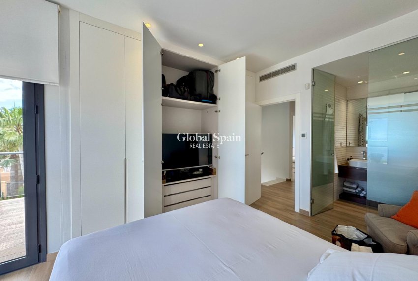 Resale - VILLA -
SAN MIGUEL DE SALINAS - Bellavista
