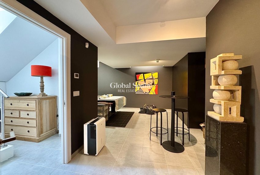 Resale - VILLA -
SAN MIGUEL DE SALINAS - Bellavista