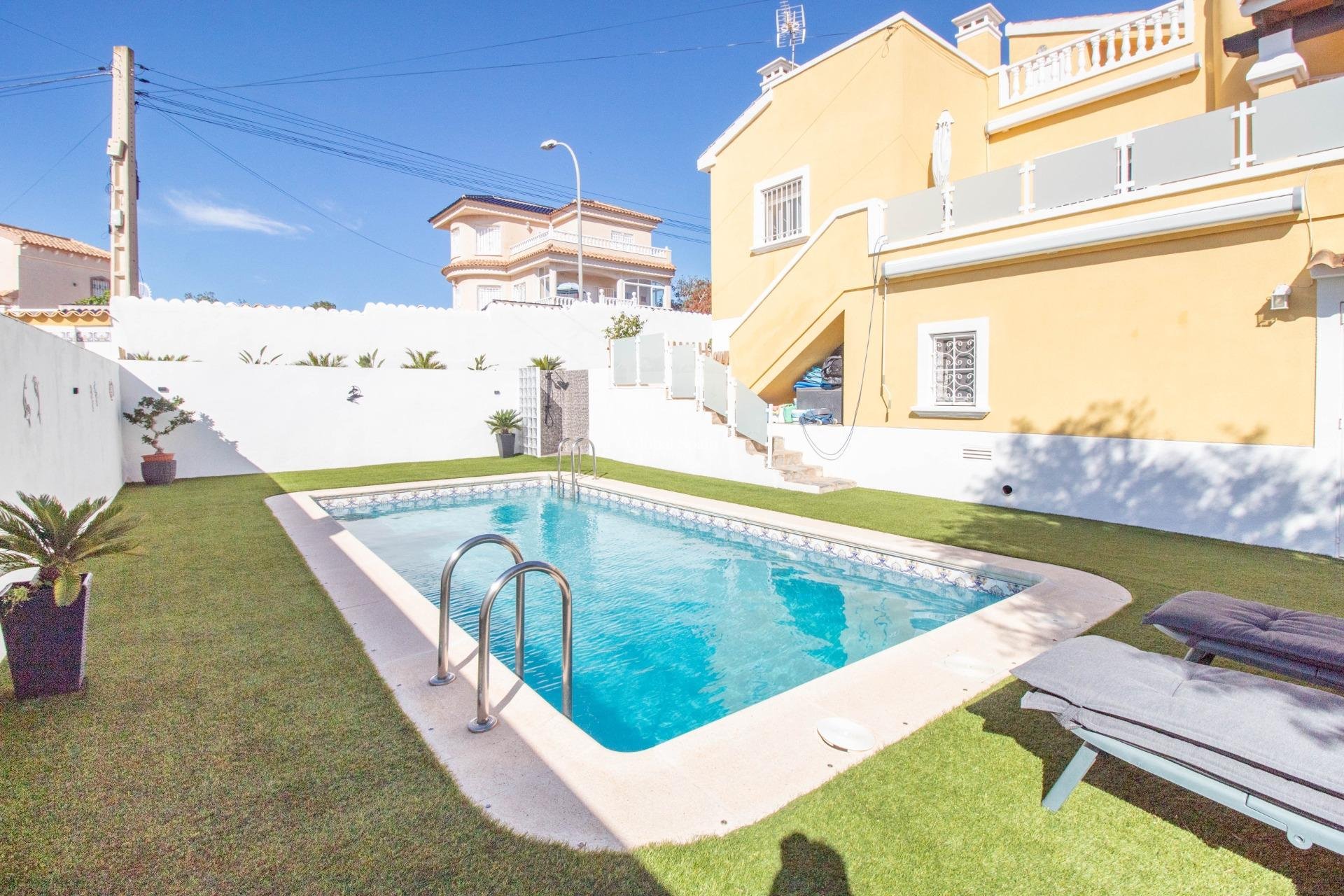 Resale - VILLA -
SAN MIGUEL DE SALINAS - Blue Lagoon - El Galan
