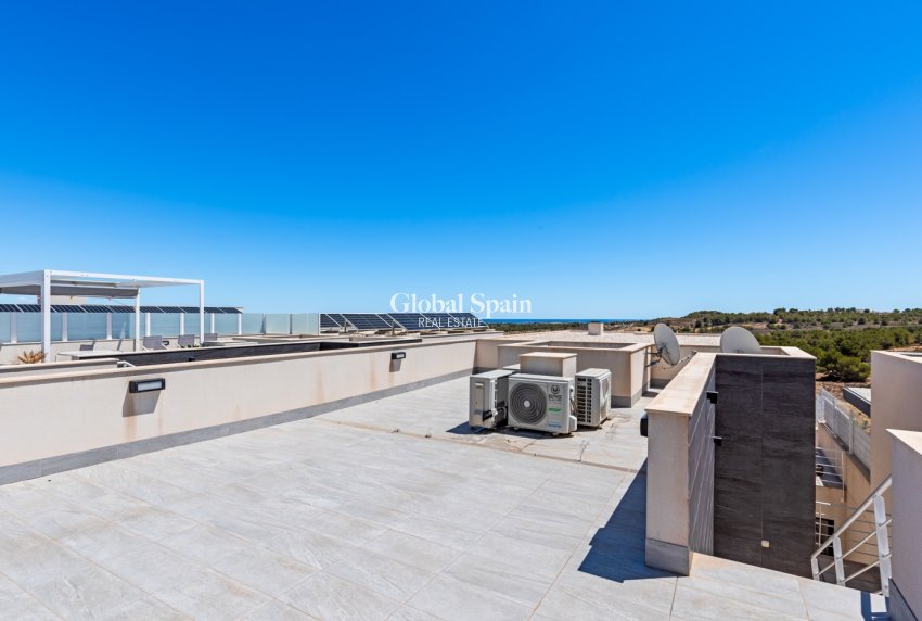 Resale - Villa -
SAN MIGUEL DE SALINAS - Costa Blanca South