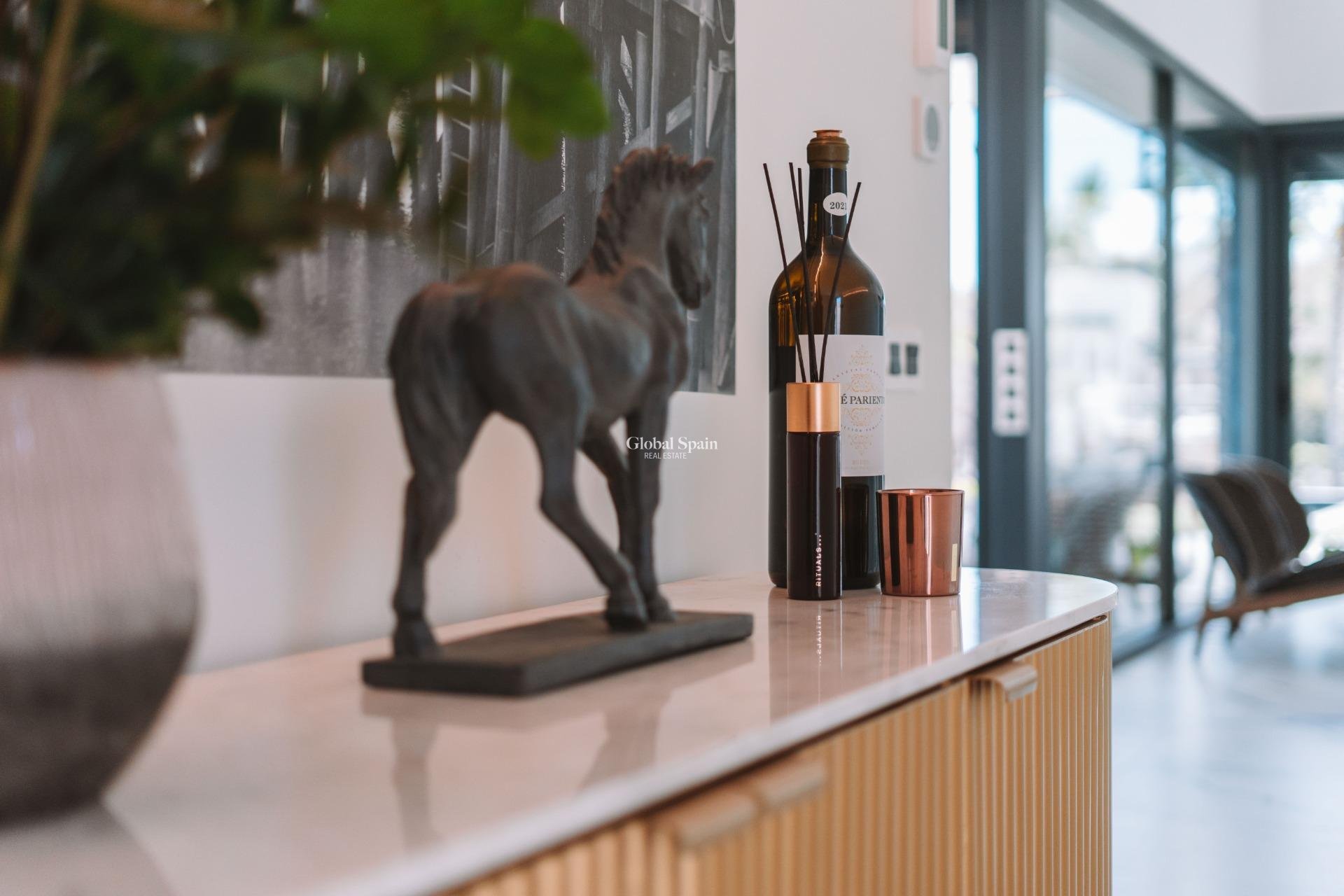 Resale - VILLA -
SAN MIGUEL DE SALINAS - Costa blanca sur