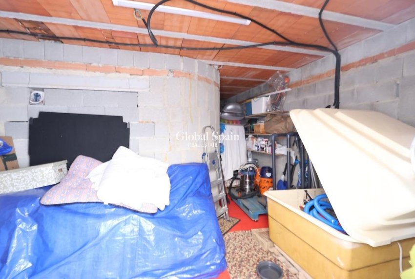 Resale - VILLA -
SAN MIGUEL DE SALINAS - Inland