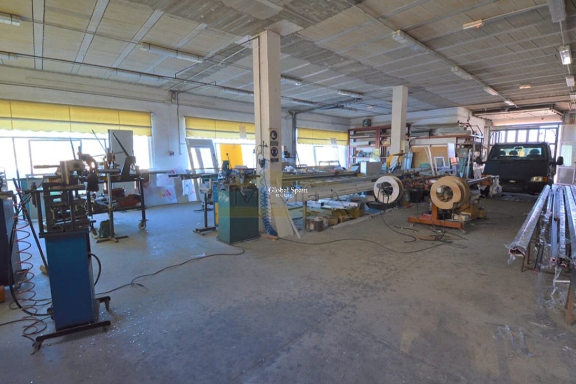 Resale - VILLA -
SAN MIGUEL DE SALINAS - Inland