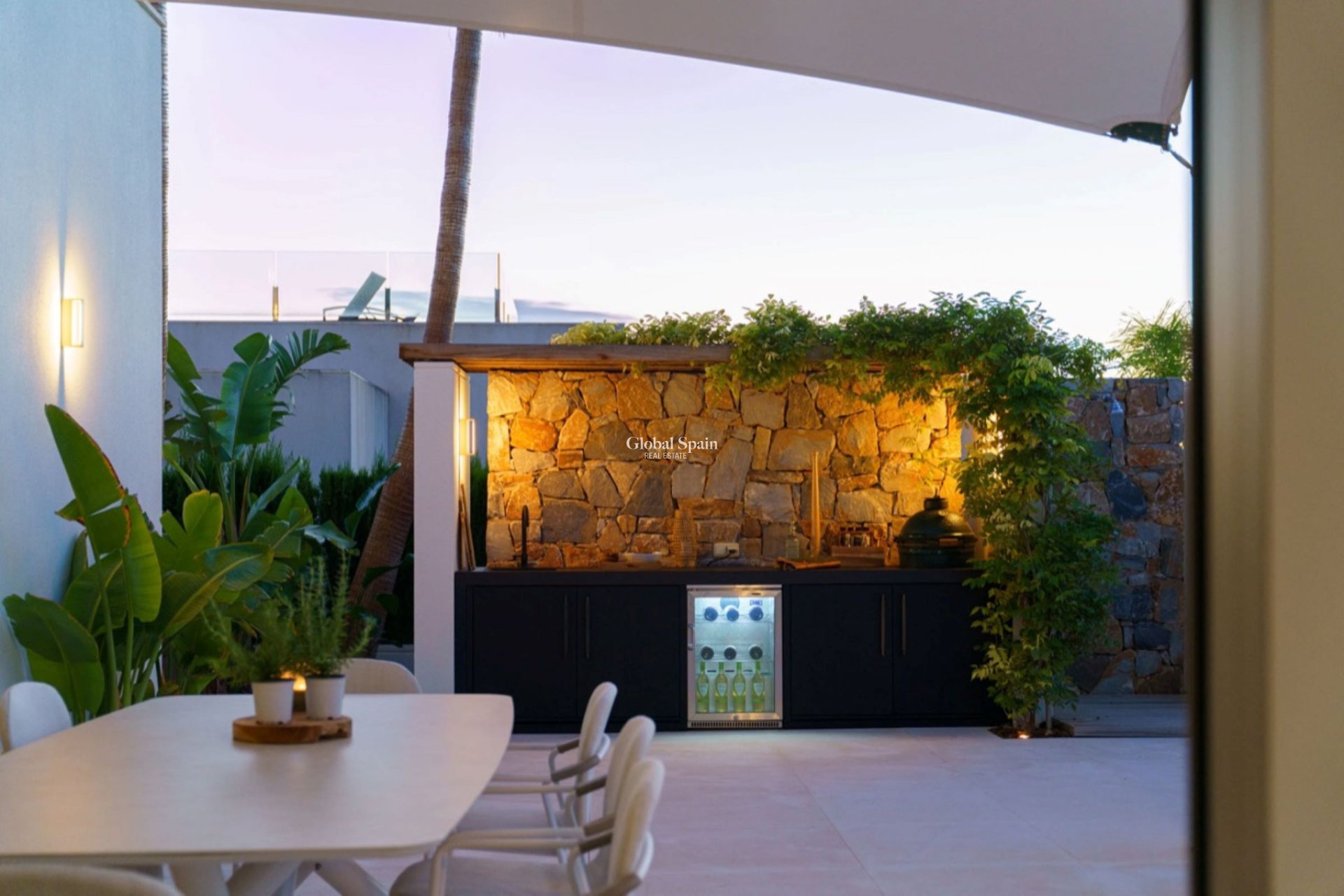 Resale - VILLA -
SAN MIGUEL DE SALINAS - Inland