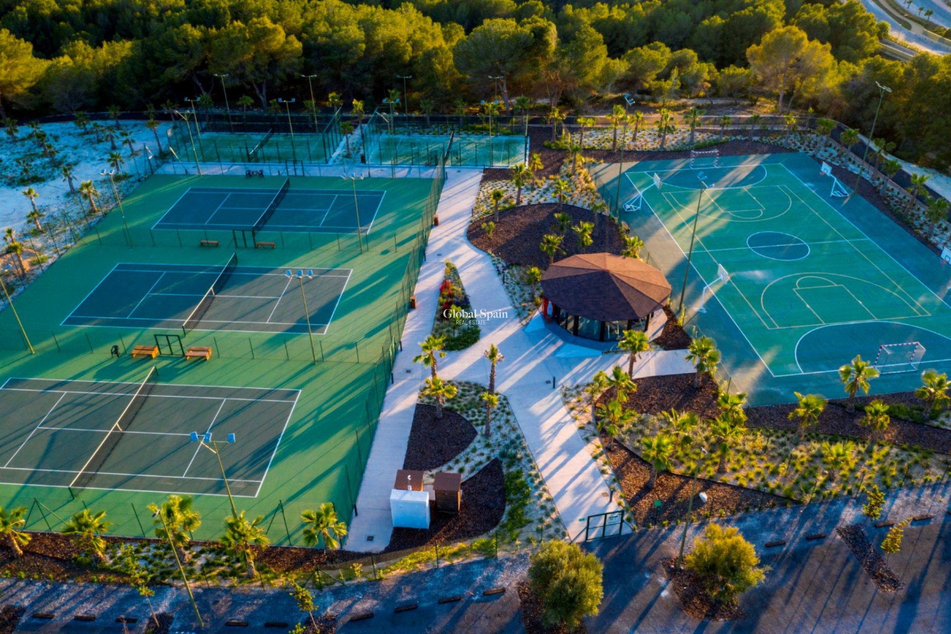 Resale - VILLA -
SAN MIGUEL DE SALINAS - Inland