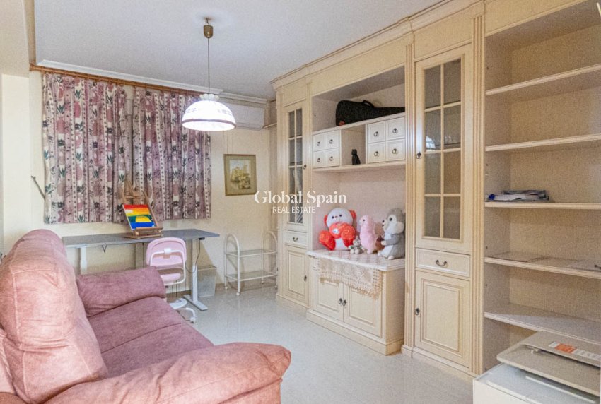 Resale - VILLA -
SAN MIGUEL DE SALINAS - Inland