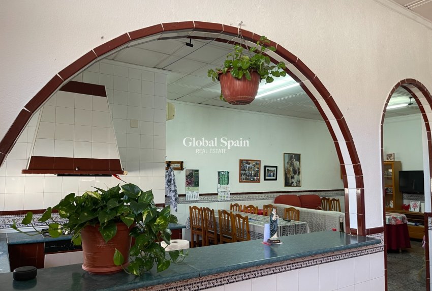 Resale - VILLA -
SAN MIGUEL DE SALINAS - Inland