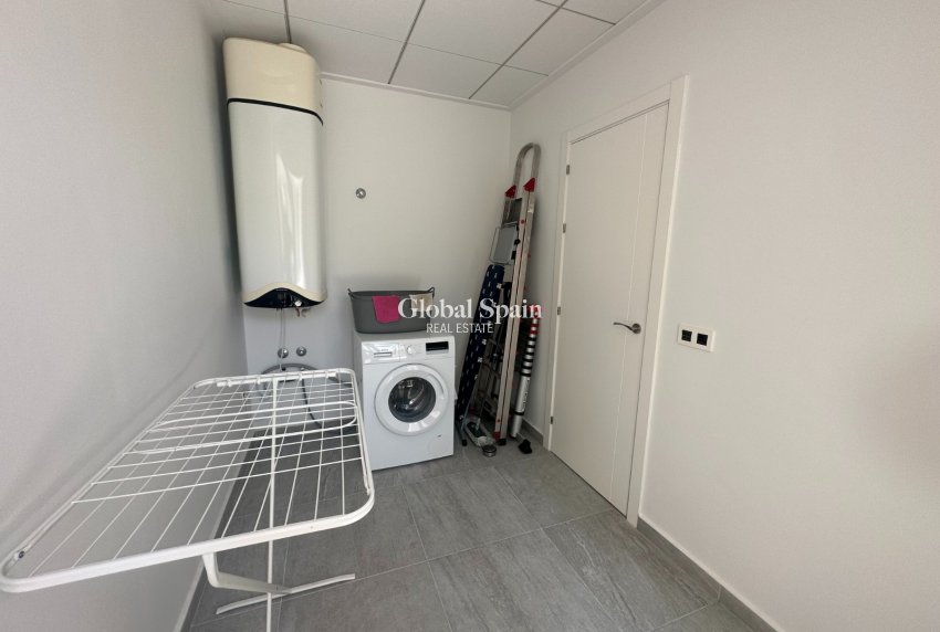 Resale - VILLA -
SAN MIGUEL DE SALINAS - Inland