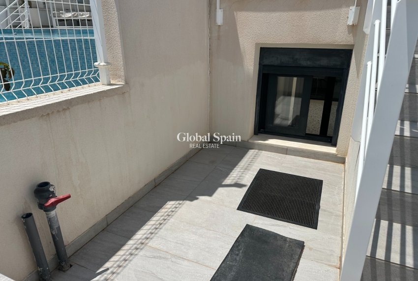 Resale - VILLA -
SAN MIGUEL DE SALINAS - Inland