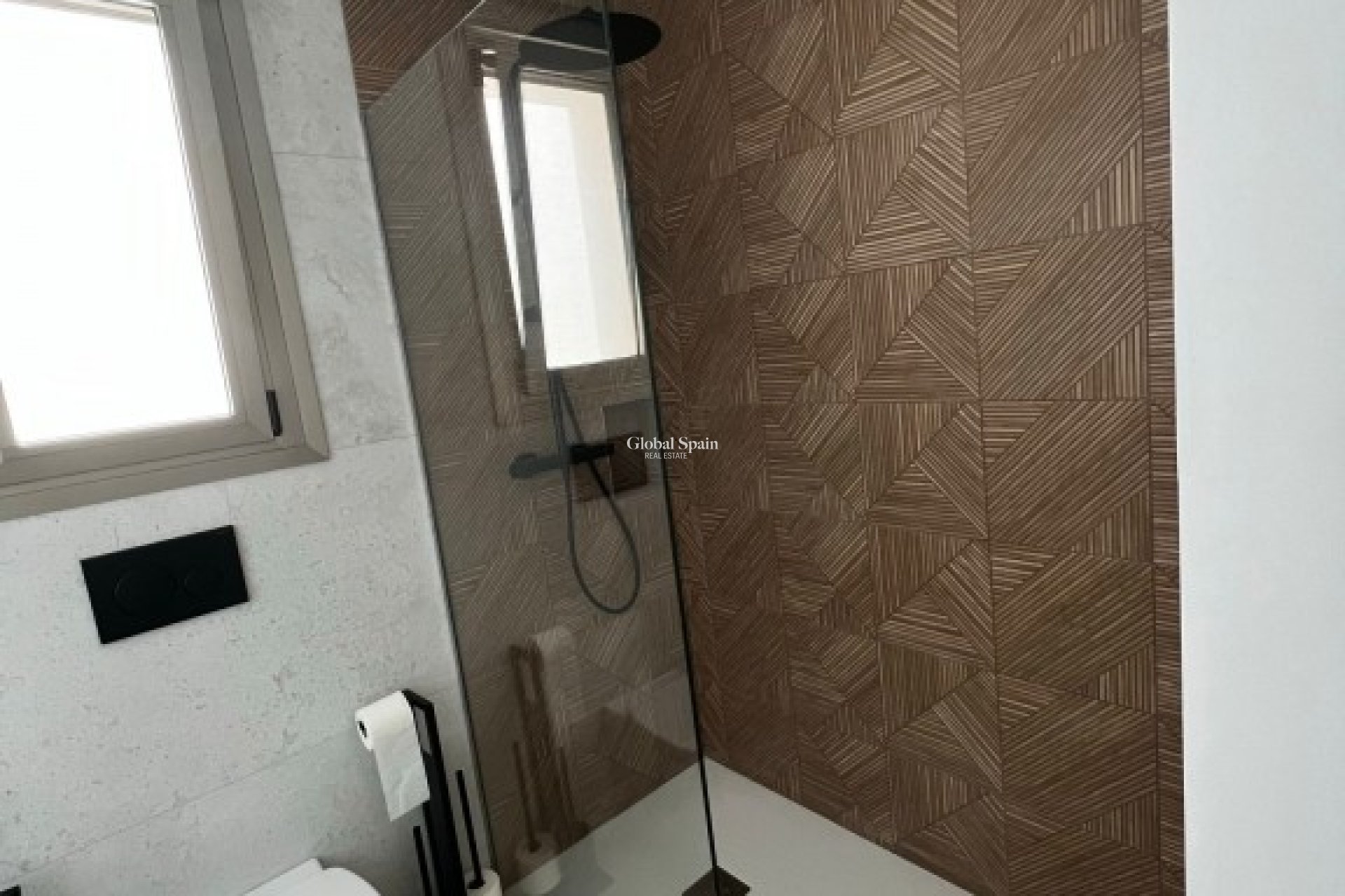 Resale - VILLA -
SAN MIGUEL DE SALINAS - Inland