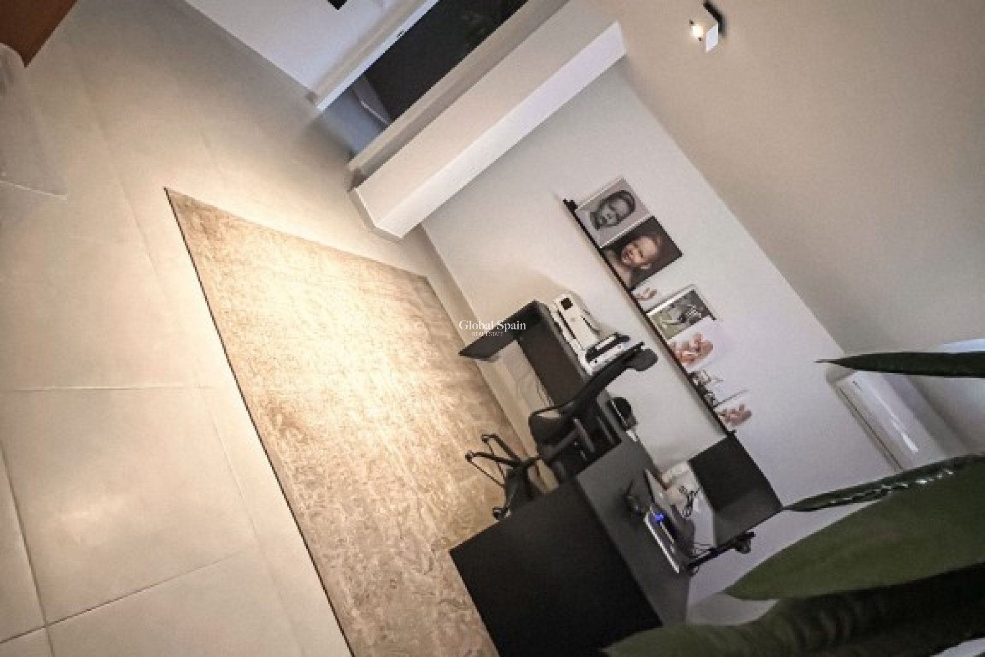 Resale - VILLA -
SAN MIGUEL DE SALINAS - Inland