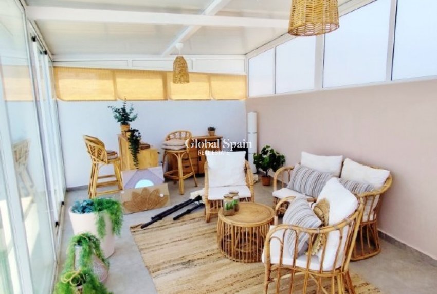 Resale - VILLA -
SAN MIGUEL DE SALINAS - Inland