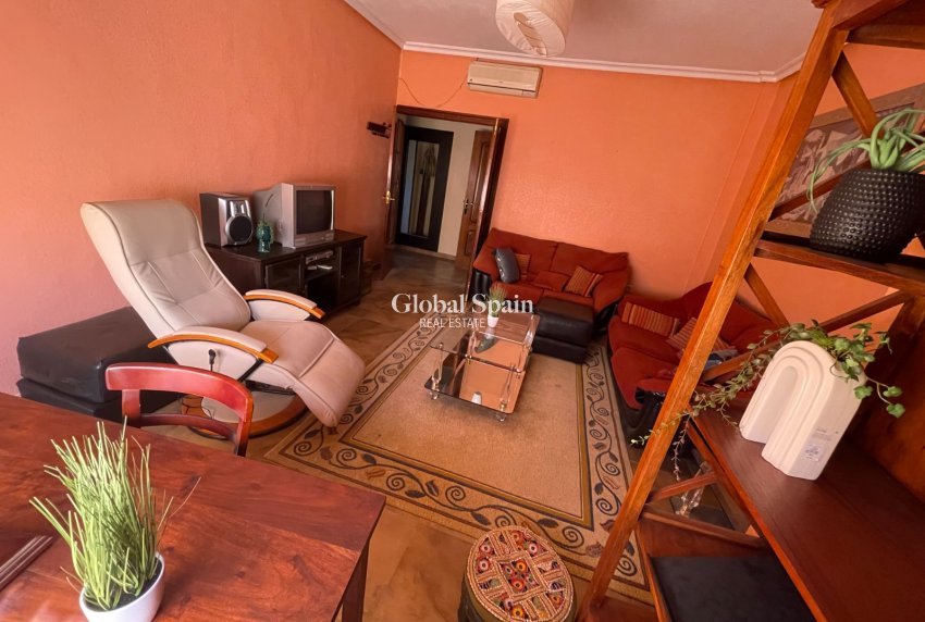 Resale - VILLA -
SAN MIGUEL DE SALINAS - Inland