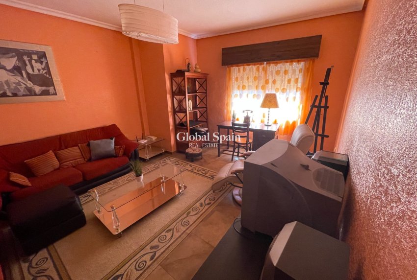 Resale - VILLA -
SAN MIGUEL DE SALINAS - Inland