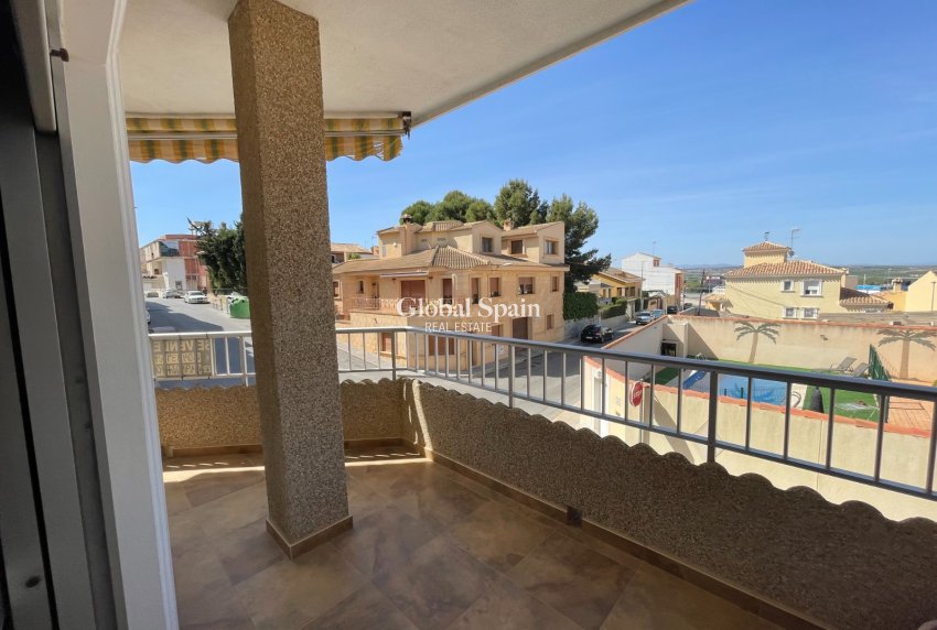 Resale - VILLA -
SAN MIGUEL DE SALINAS - Inland