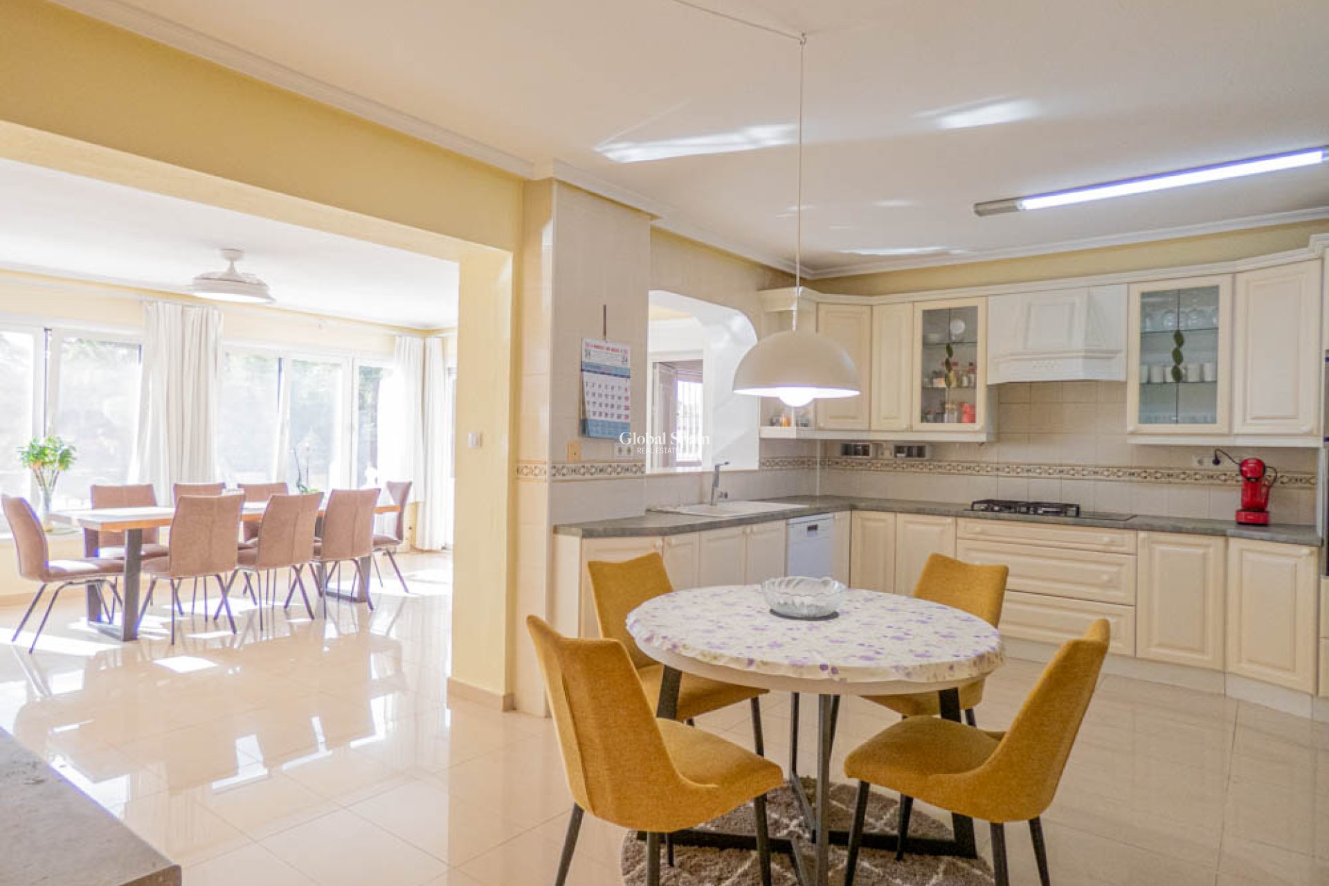 Resale - VILLA -
SAN MIGUEL DE SALINAS - Inland