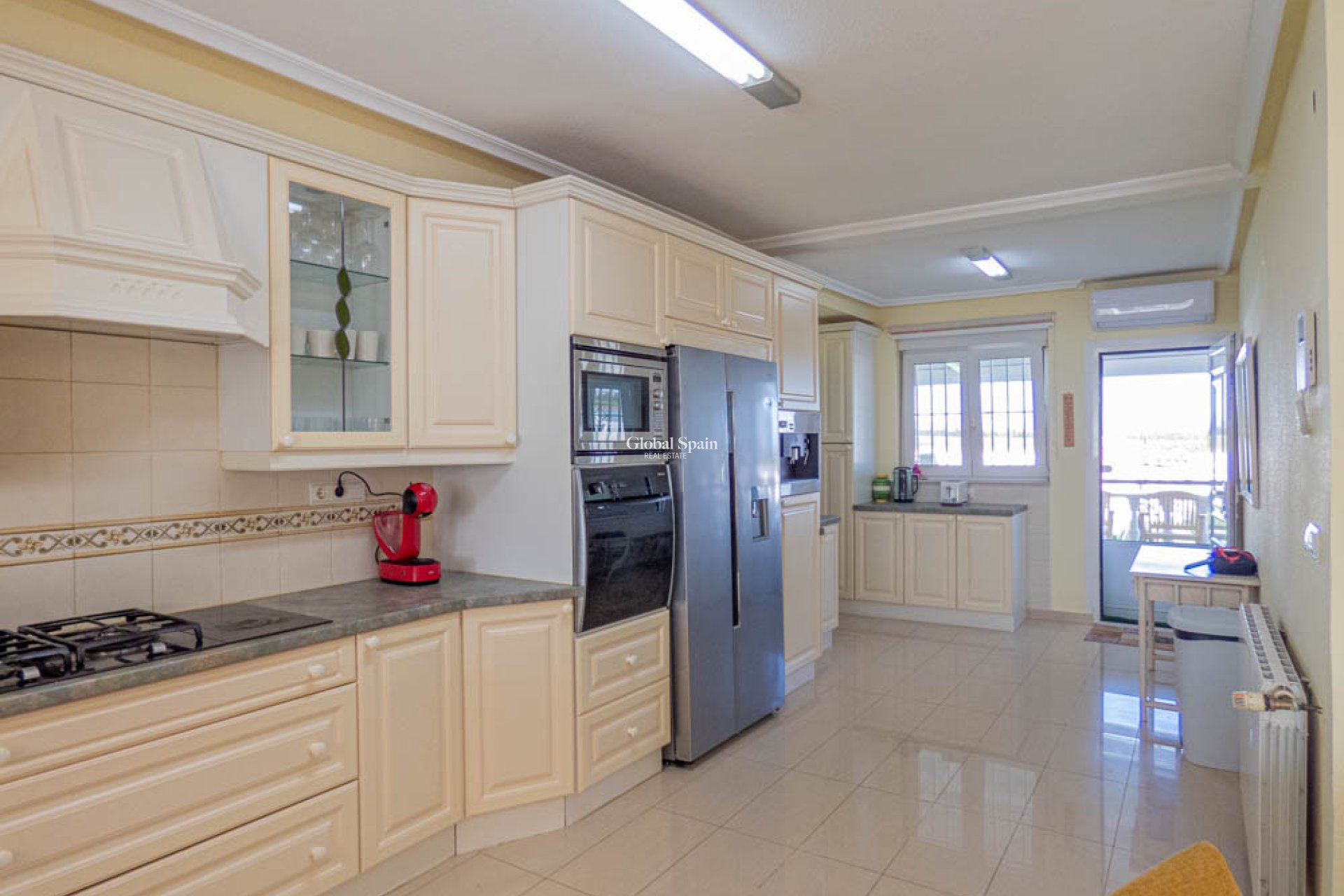 Resale - VILLA -
SAN MIGUEL DE SALINAS - Inland