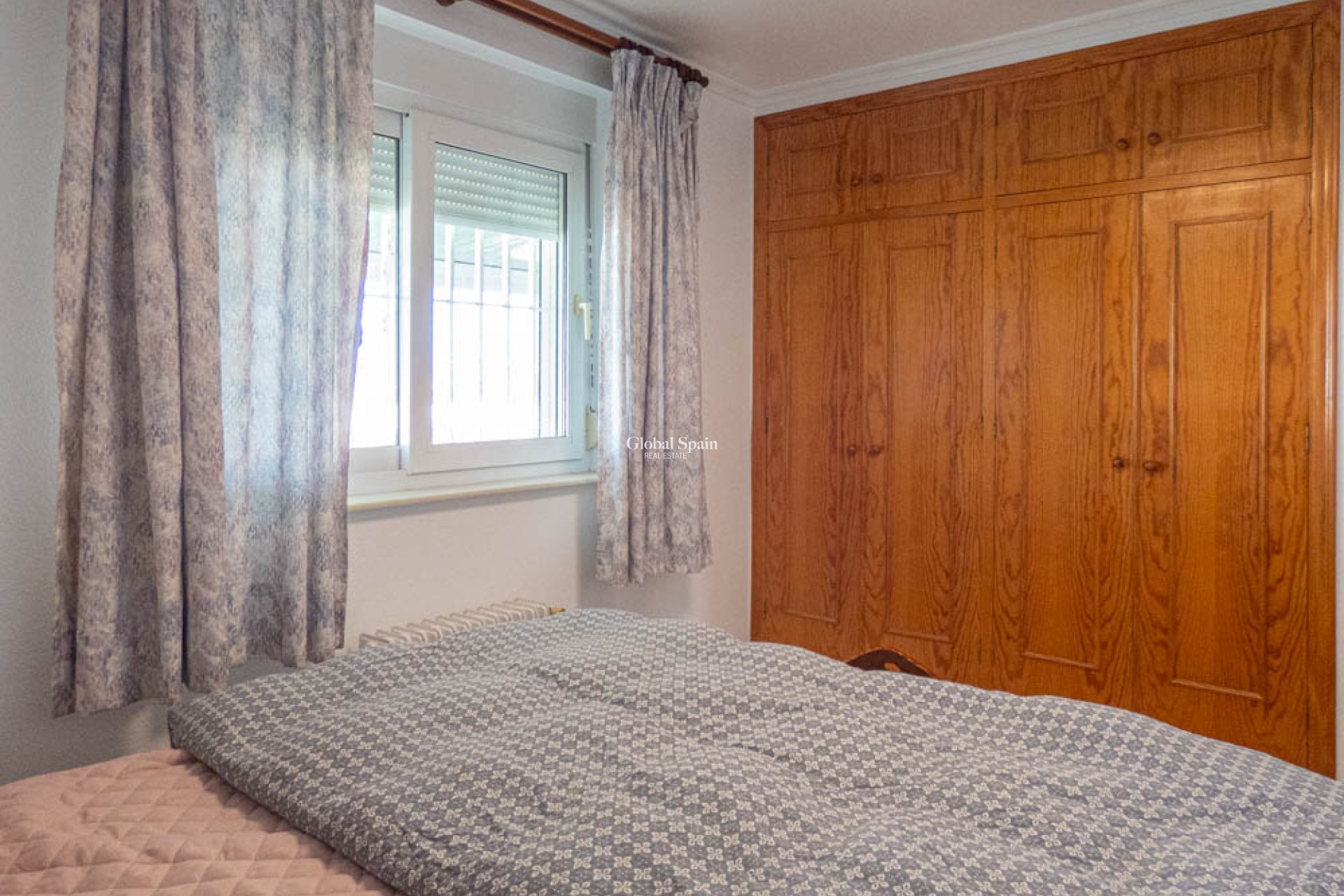 Resale - VILLA -
SAN MIGUEL DE SALINAS - Inland