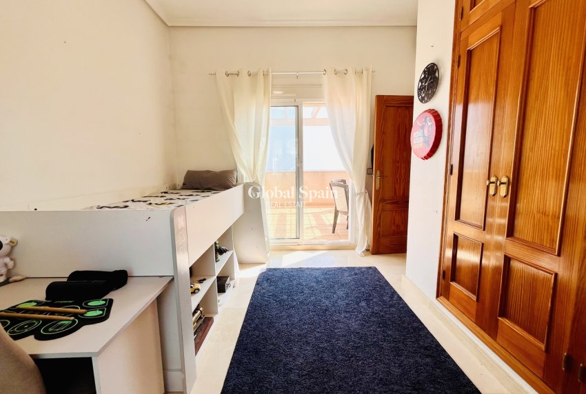 Resale - VILLA -
SAN MIGUEL DE SALINAS - Inland