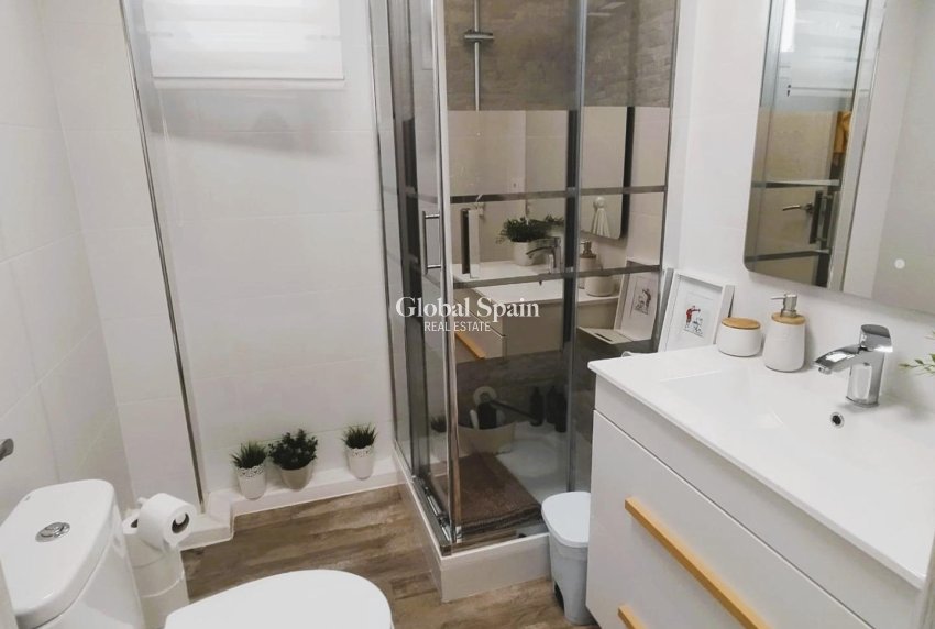 Resale - VILLA -
SAN MIGUEL DE SALINAS - Inland