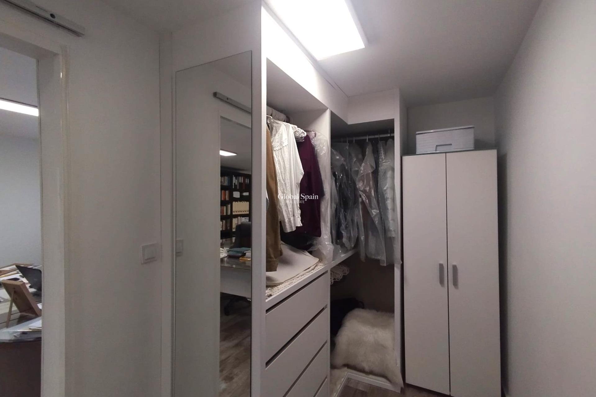 Resale - VILLA -
SAN MIGUEL DE SALINAS - Inland