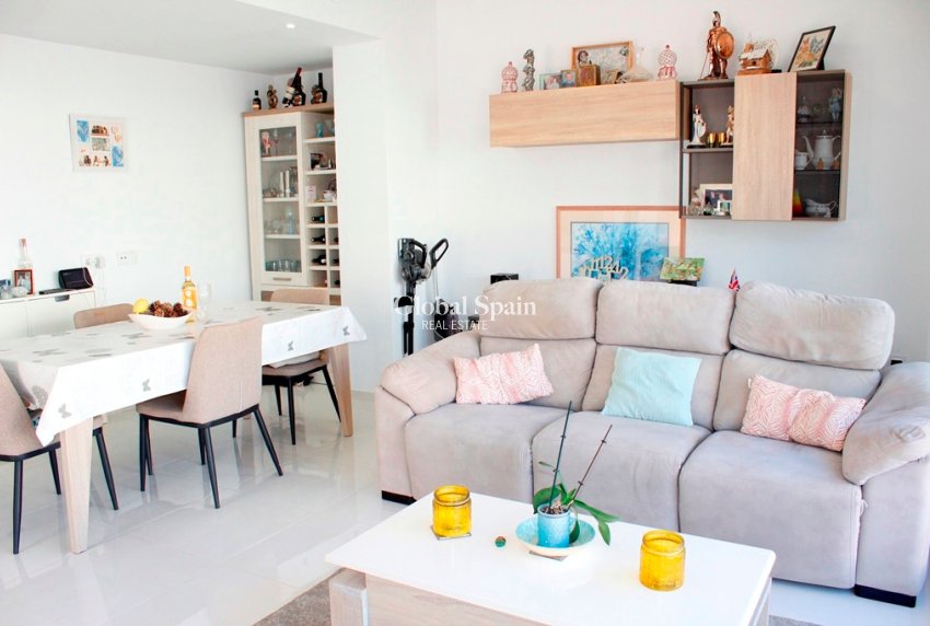 Resale - VILLA -
SAN MIGUEL DE SALINAS - Inland