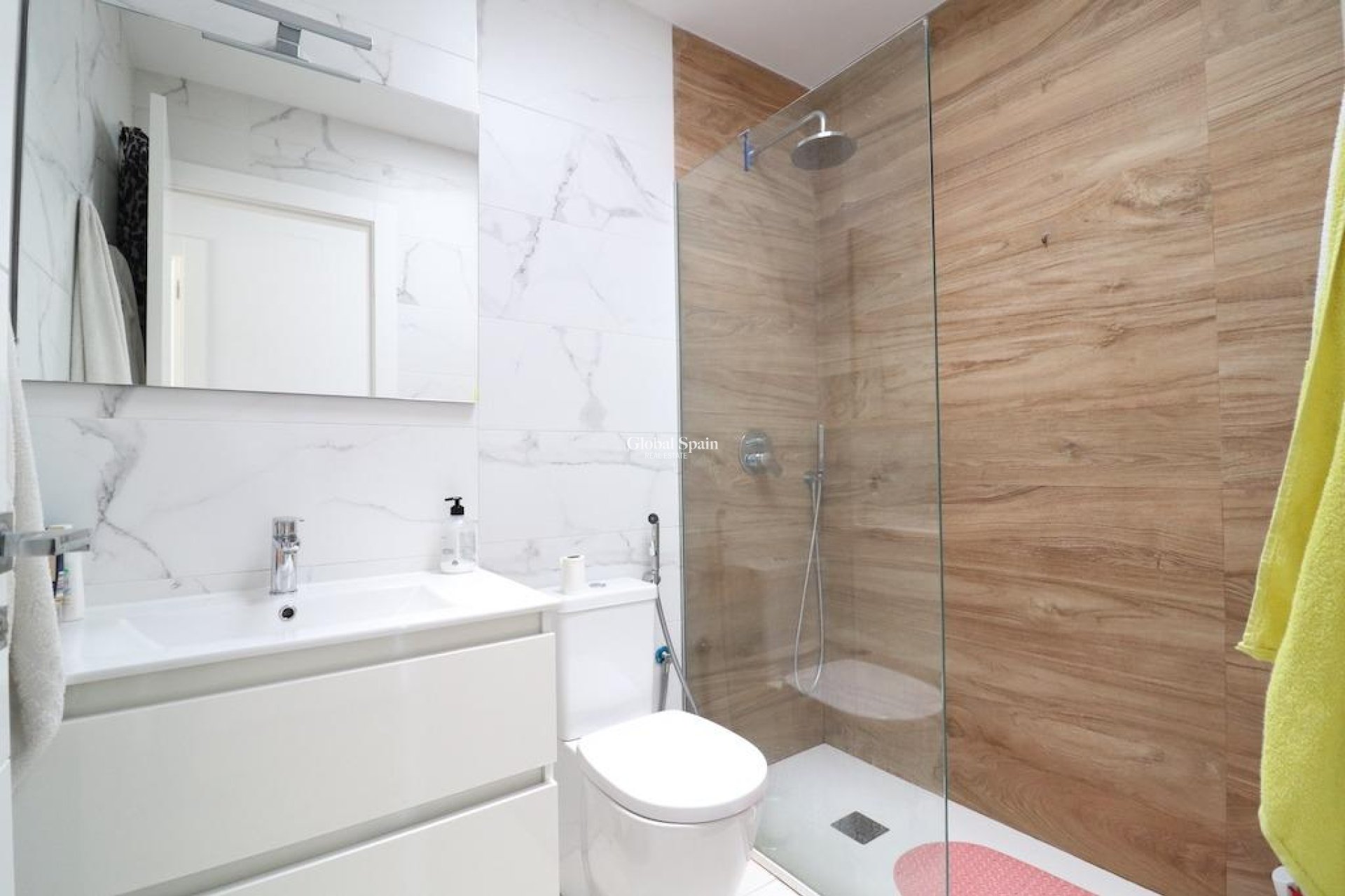 Resale - VILLA -
SAN MIGUEL DE SALINAS - Inland