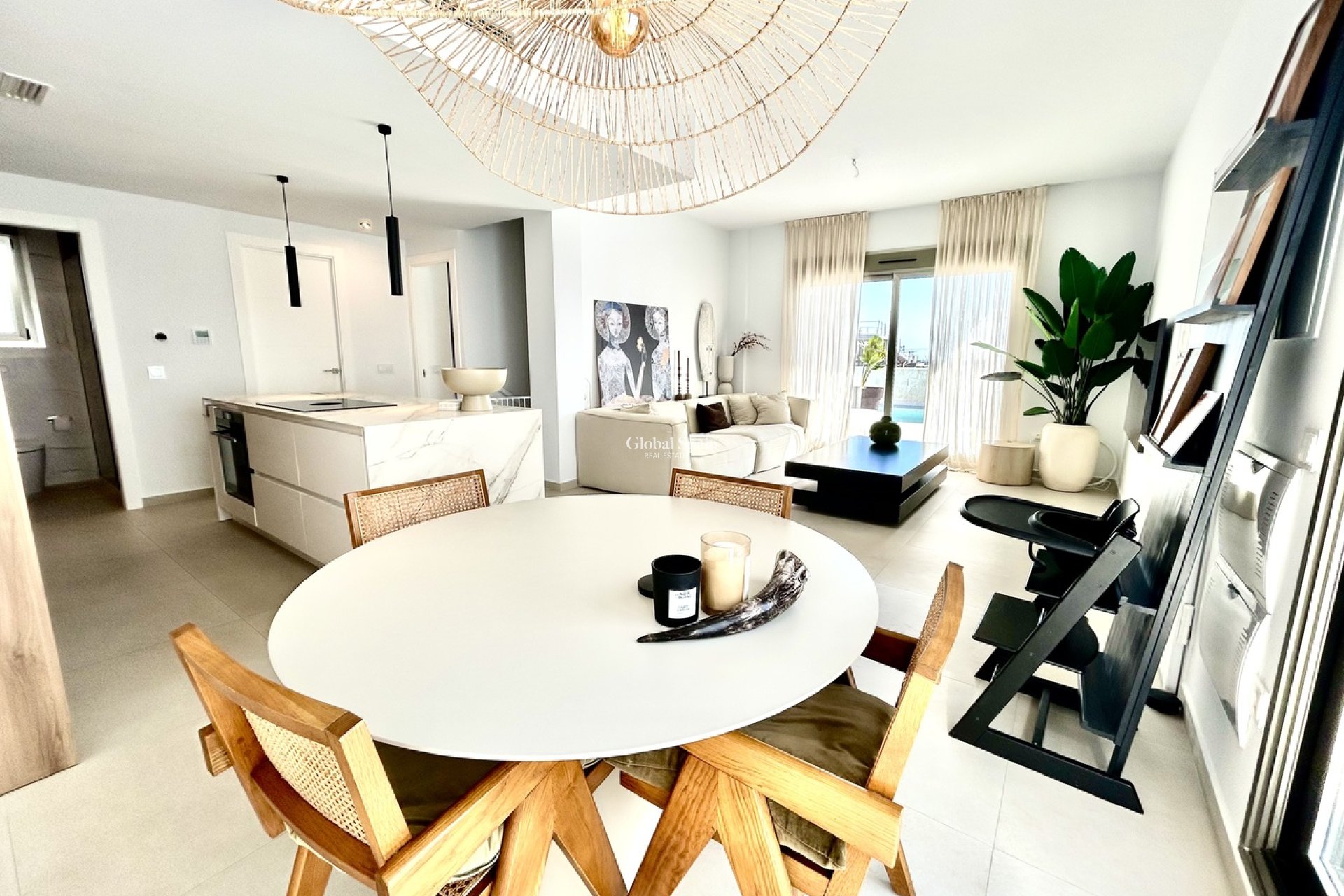 Resale - VILLA -
SAN MIGUEL DE SALINAS - Inland