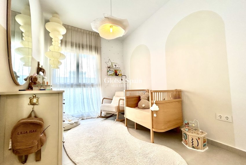 Resale - VILLA -
SAN MIGUEL DE SALINAS - Inland