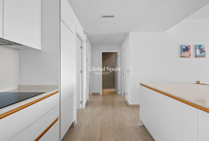 Resale - VILLA -
SAN MIGUEL DE SALINAS - Inland