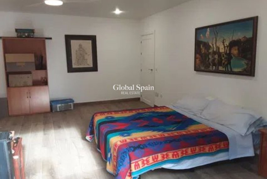Resale - VILLA -
SAN MIGUEL DE SALINAS - Inland