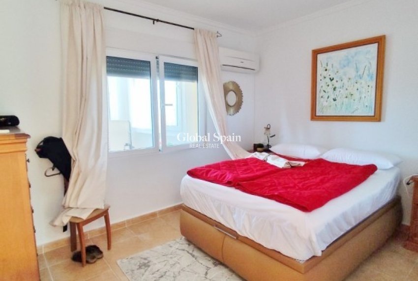 Resale - VILLA -
SAN MIGUEL DE SALINAS - Inland