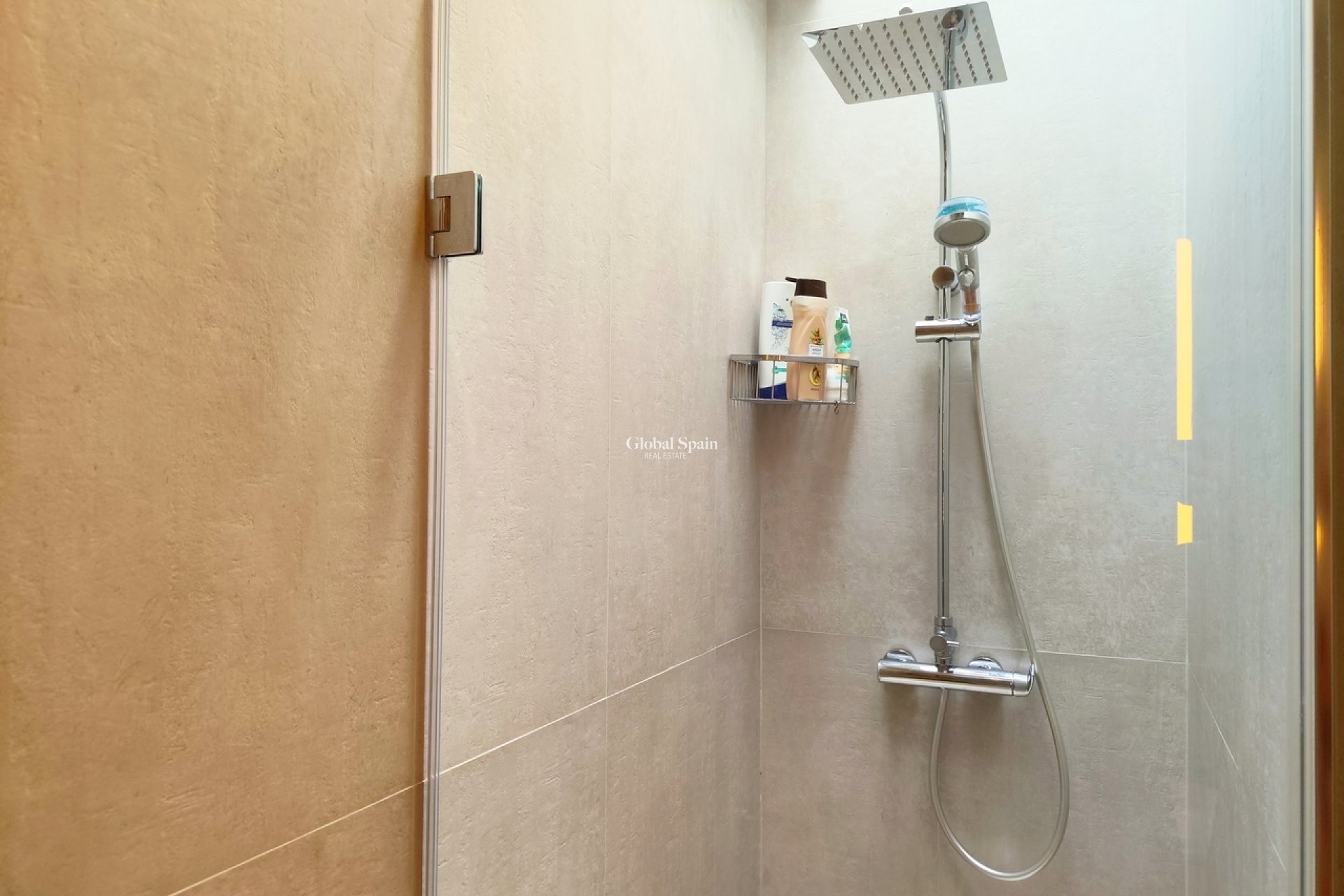 Resale - VILLA -
SAN MIGUEL DE SALINAS - Inland