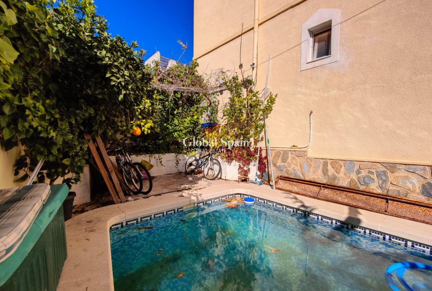 Resale - VILLA -
SAN MIGUEL DE SALINAS - Inland