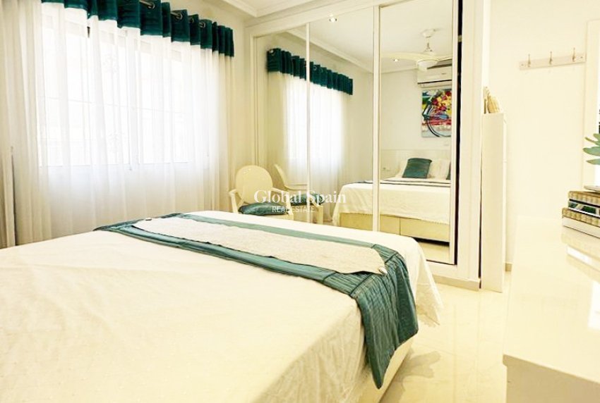 Resale - VILLA -
SAN MIGUEL DE SALINAS - Inland