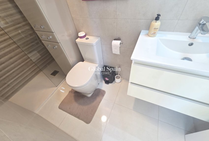 Resale - VILLA -
SAN MIGUEL DE SALINAS - Inland