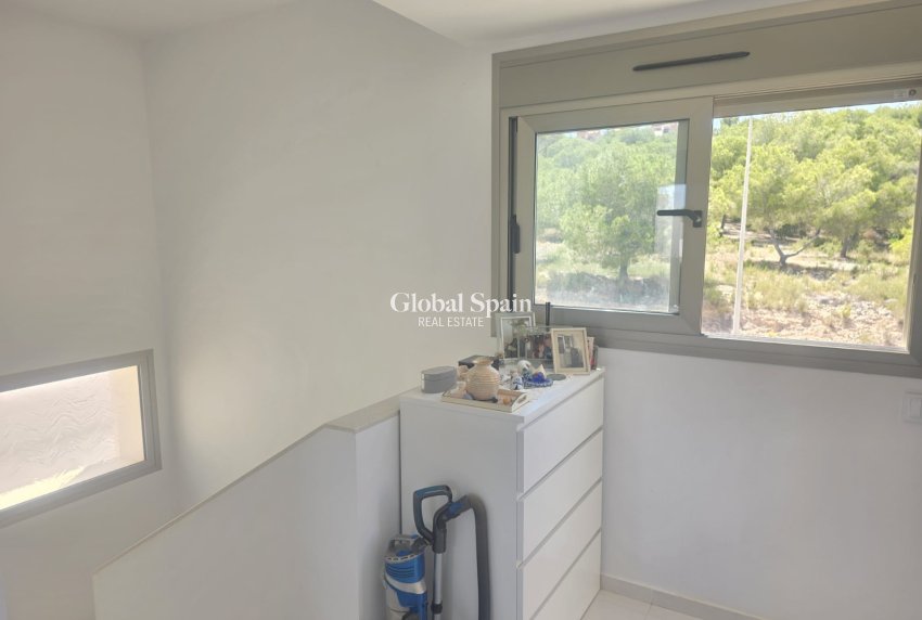 Resale - VILLA -
SAN MIGUEL DE SALINAS - Inland