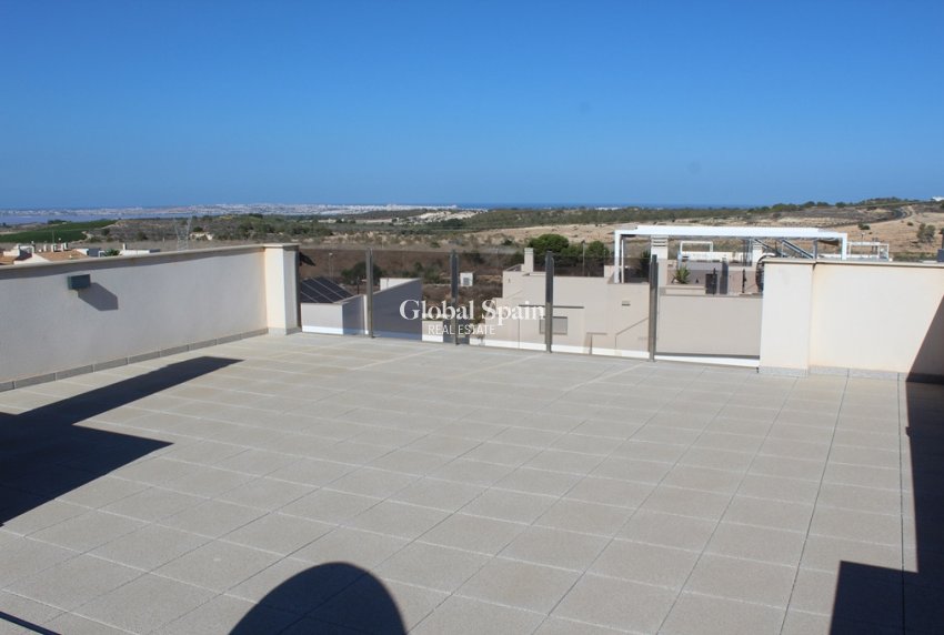 Resale - VILLA -
SAN MIGUEL DE SALINAS - Inland
